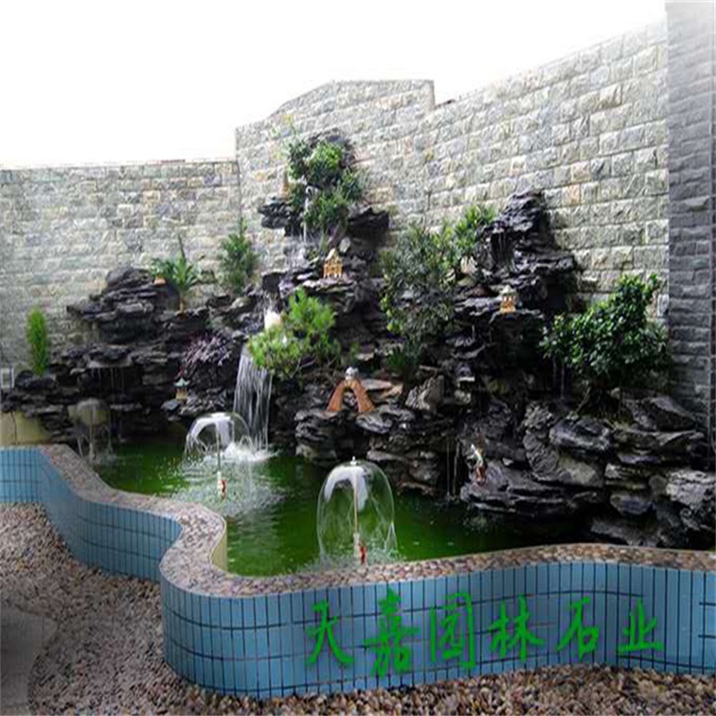 海南藏族小庭院水景设计